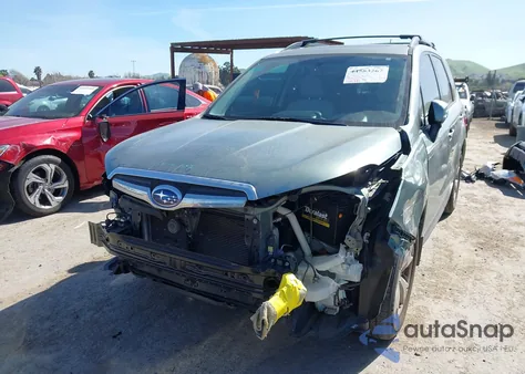 2014 Subaru Forester 2.5I Premium z USA, uszkodzony, nr VIN JF2SJAEC0EH543518